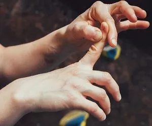  Rêver de DOIGTS Signification de chaque doigt des mains et des pieds